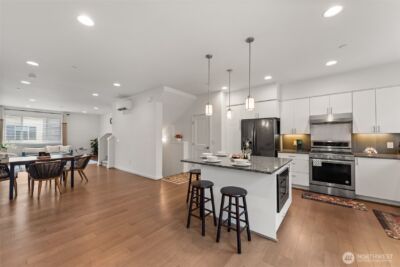 15729 NE 14th Aly , Bellevue, WA 98008 - Photo 9
