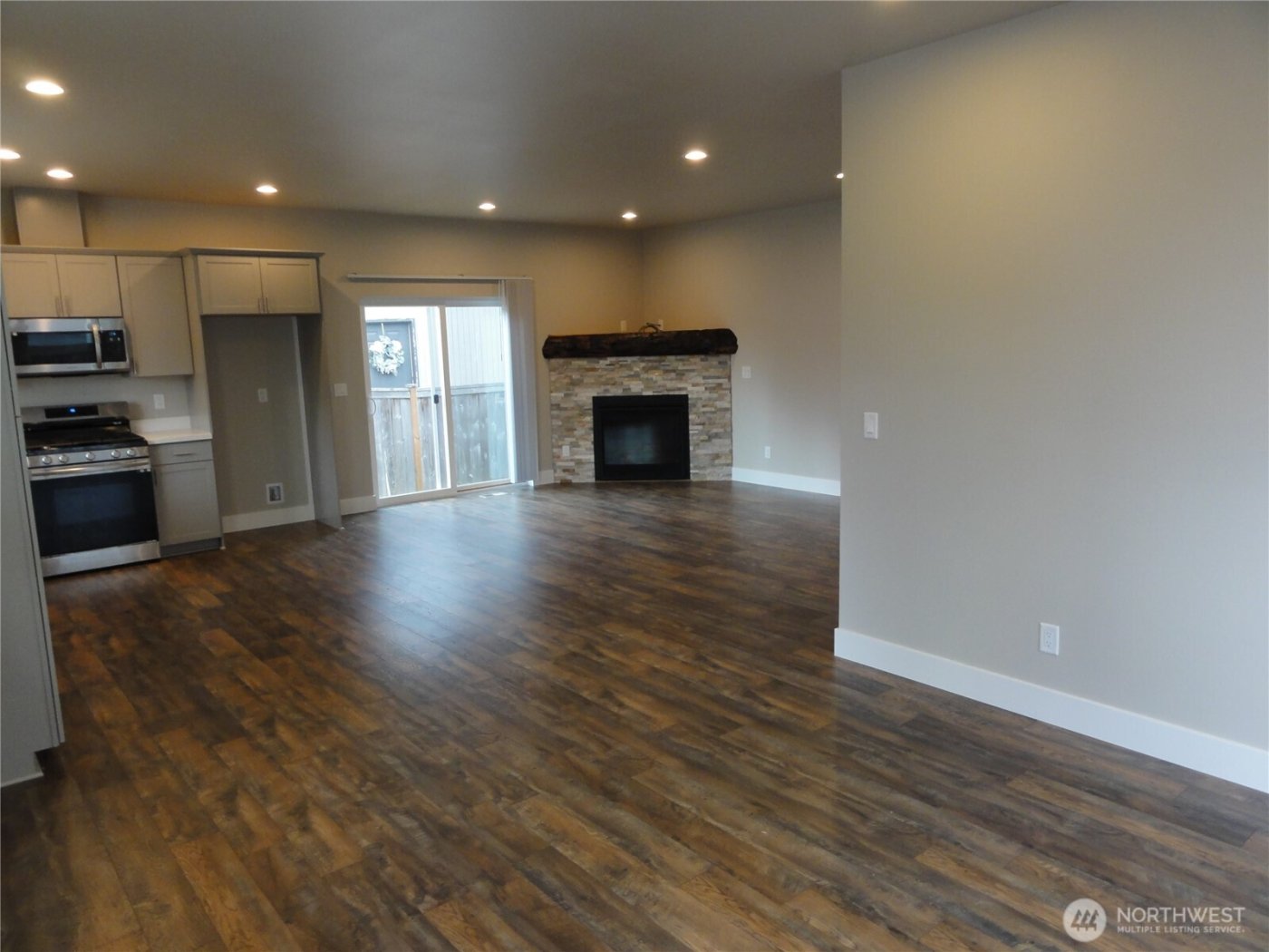 1724 14th Street , Bremerton, WA 98337