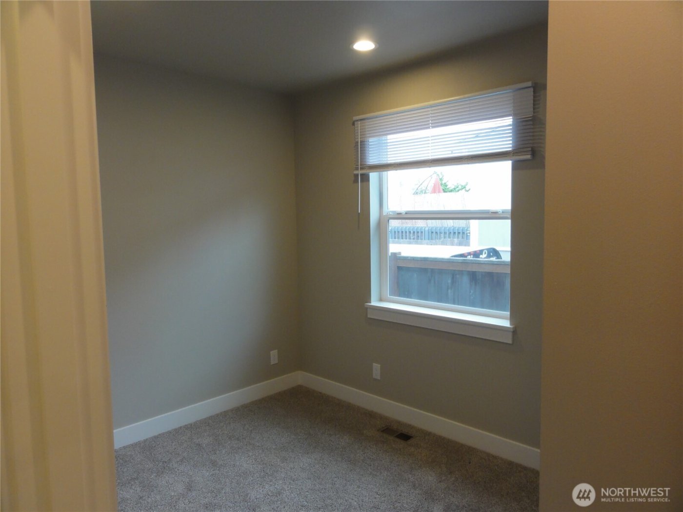 1724 14th Street , Bremerton, WA 98337