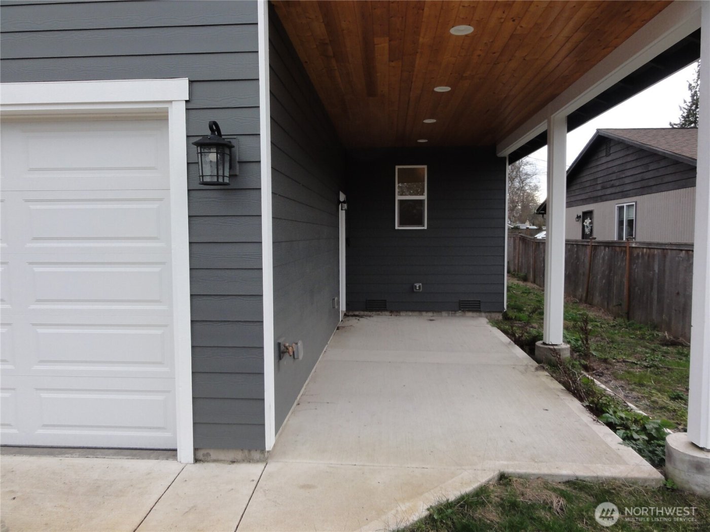 1724 14th Street , Bremerton, WA 98337