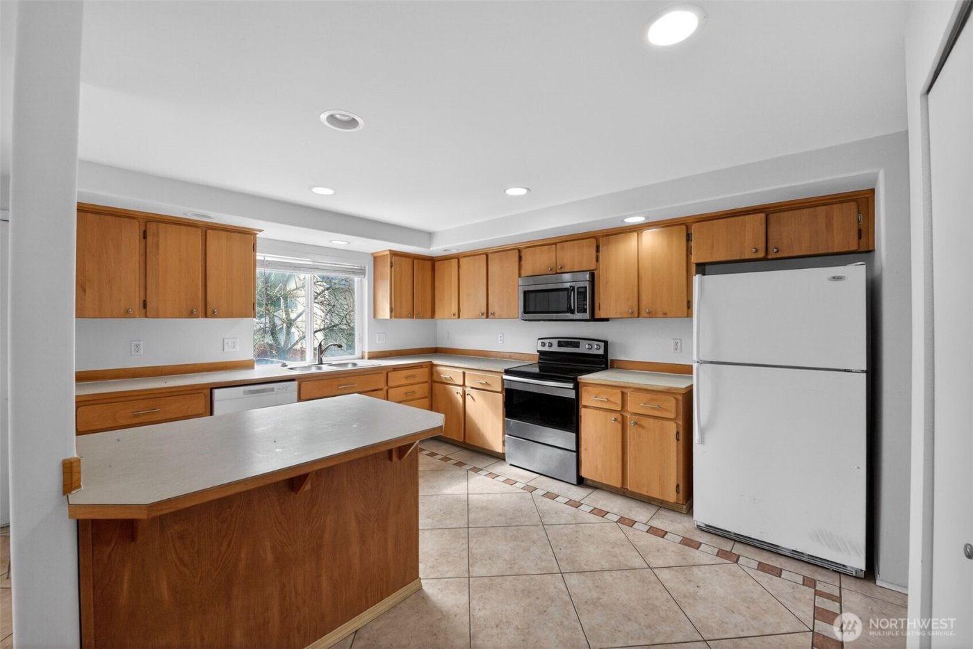 8402 147th St Court E, Puyallup, WA 98375