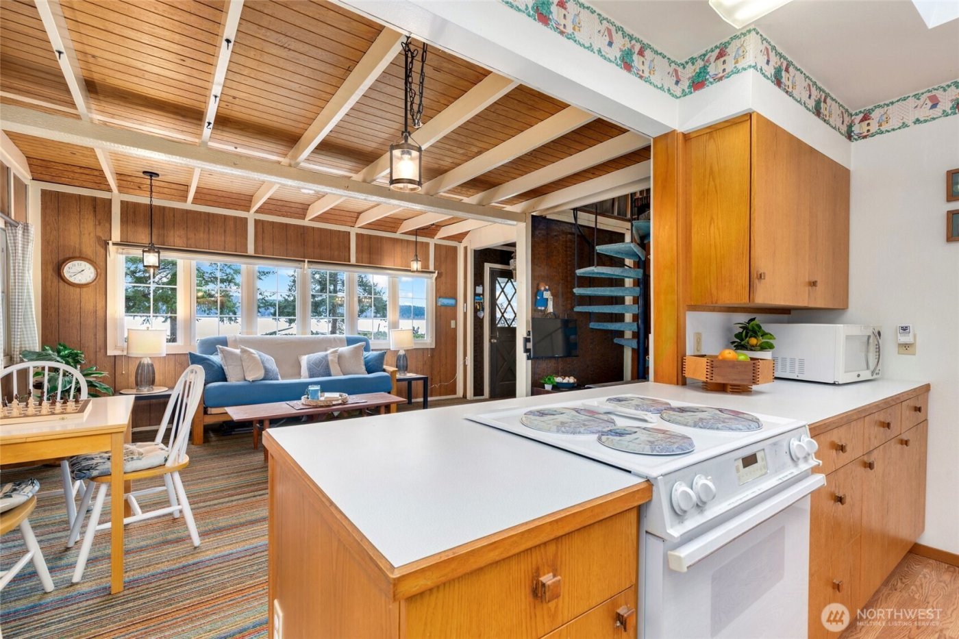 534 Sundin Drive , Camano Island, WA 98282