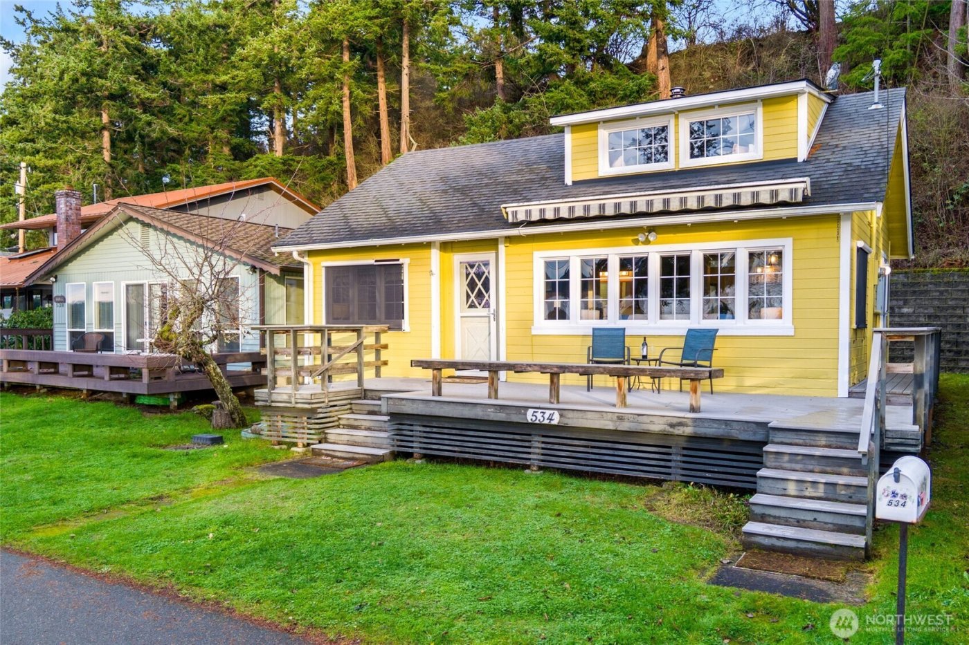 534 Sundin Drive , Camano Island, WA 98282