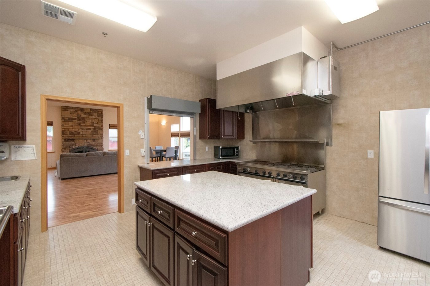 2615 Peach Court #A, Port Angeles, WA 98363