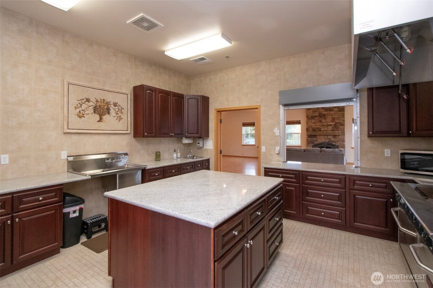 2615 Peach Court #A, Port Angeles, WA 98363