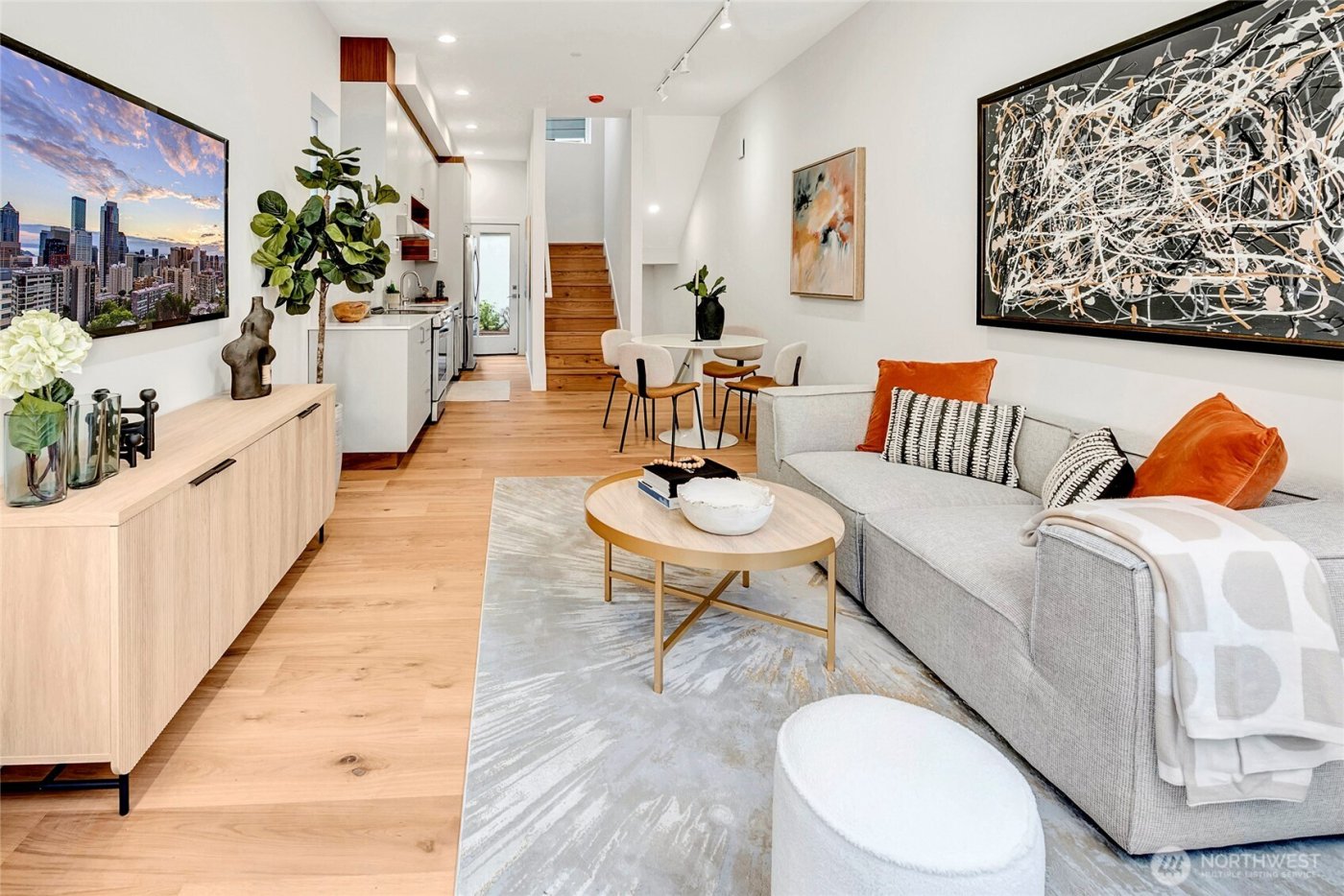 627 13th Avenue E, Seattle, WA 98102