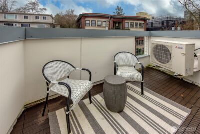 627 13th Avenue E, Seattle, WA 98102 - Photo 27