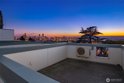 627 13th Avenue E, Seattle, WA 98102 - Photo 30