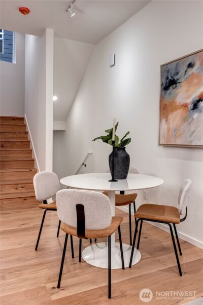 627 13th Avenue E, Seattle, WA 98102 - Photo 7