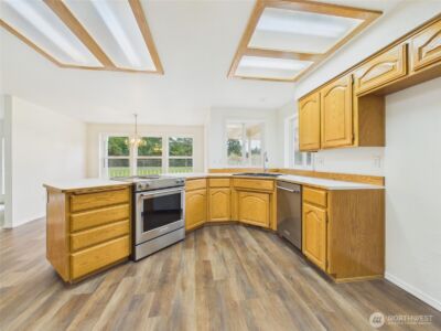 9709 36th Court SE, Olympia, WA 98513 - Photo 17