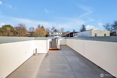 1227 E Roy Street , Seattle, WA 98102 - Photo 26