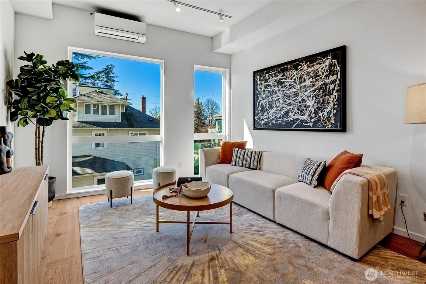 1227 E Roy Street , Seattle, WA 98102