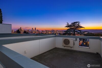 635 13th Avenue E, Seattle, WA 98102 - Photo 28