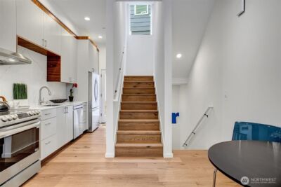 635 13th Avenue E, Seattle, WA 98102 - Photo 6