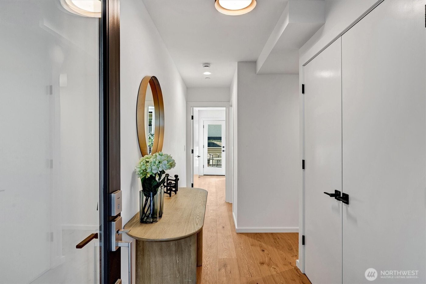 1233 E Roy Street , Seattle, WA 98102