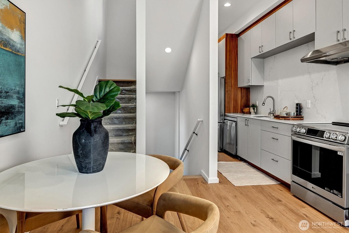 1233 E Roy Street , Seattle, WA 98102