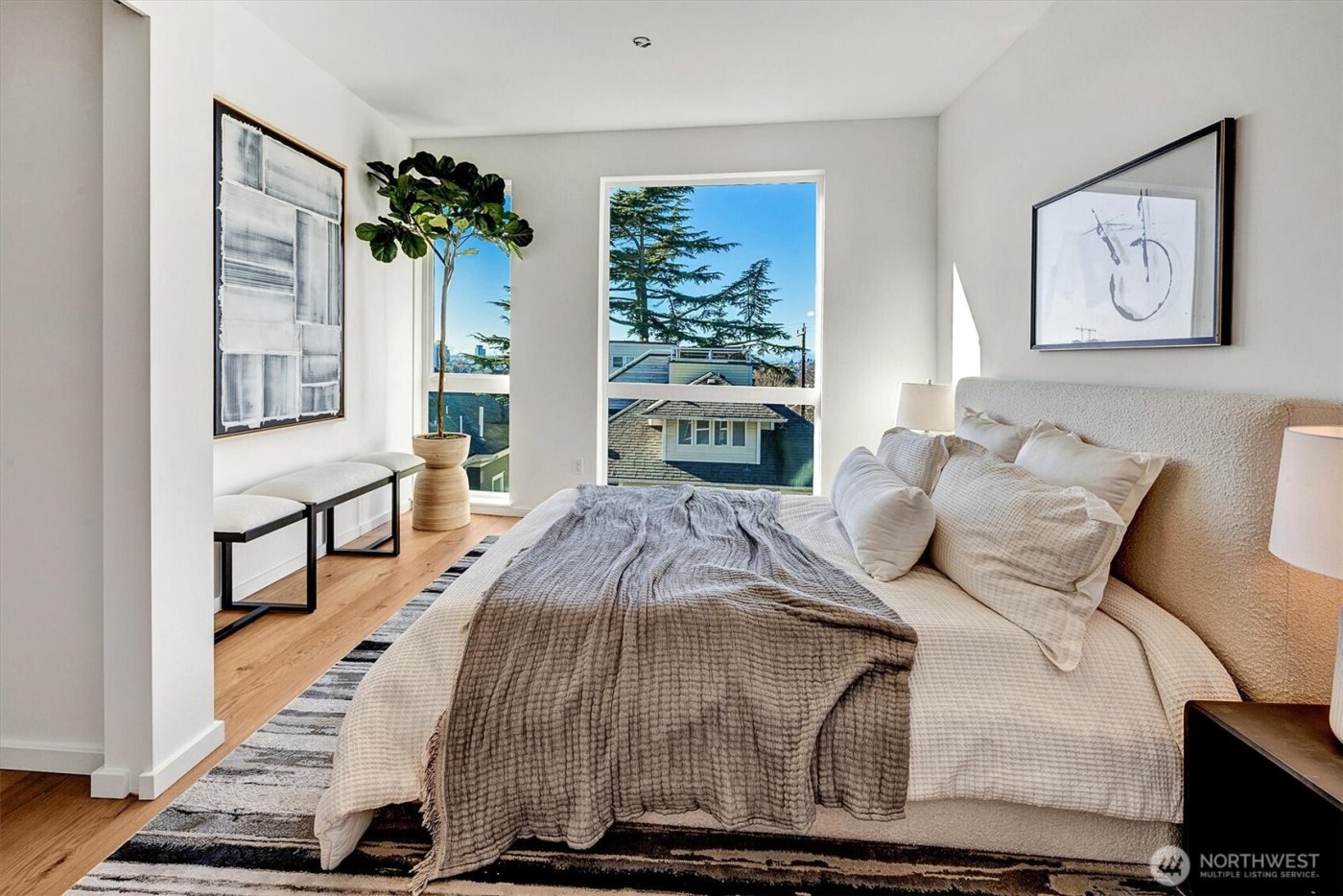 1233 E Roy Street , Seattle, WA 98102