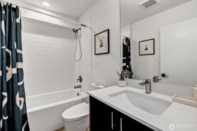 1233 E Roy Street , Seattle, WA 98102 - Photo 6