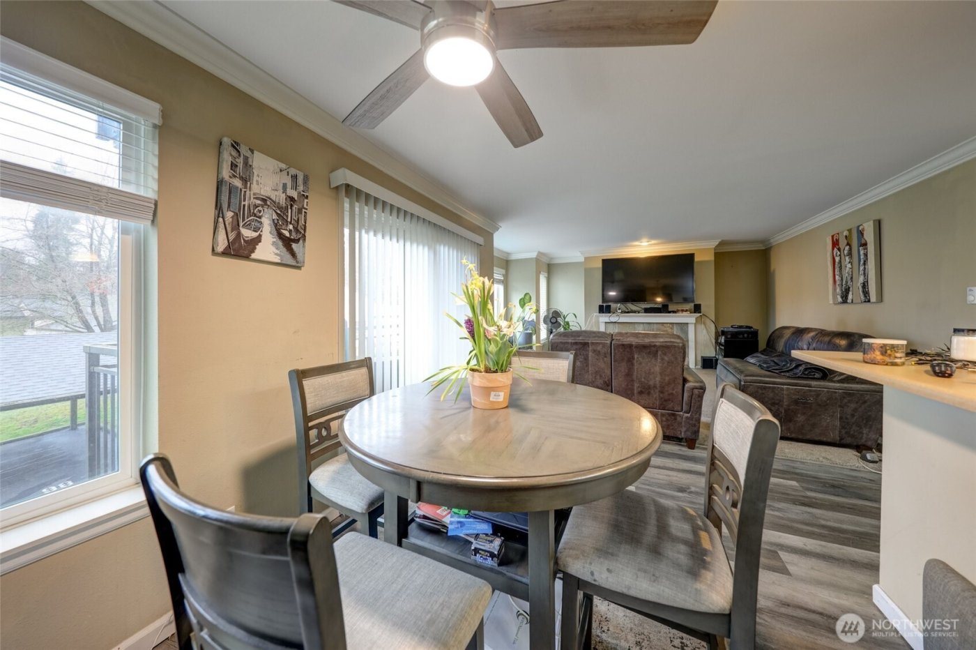 31500 33rd Place SW #V102, Federal Way, WA 98023