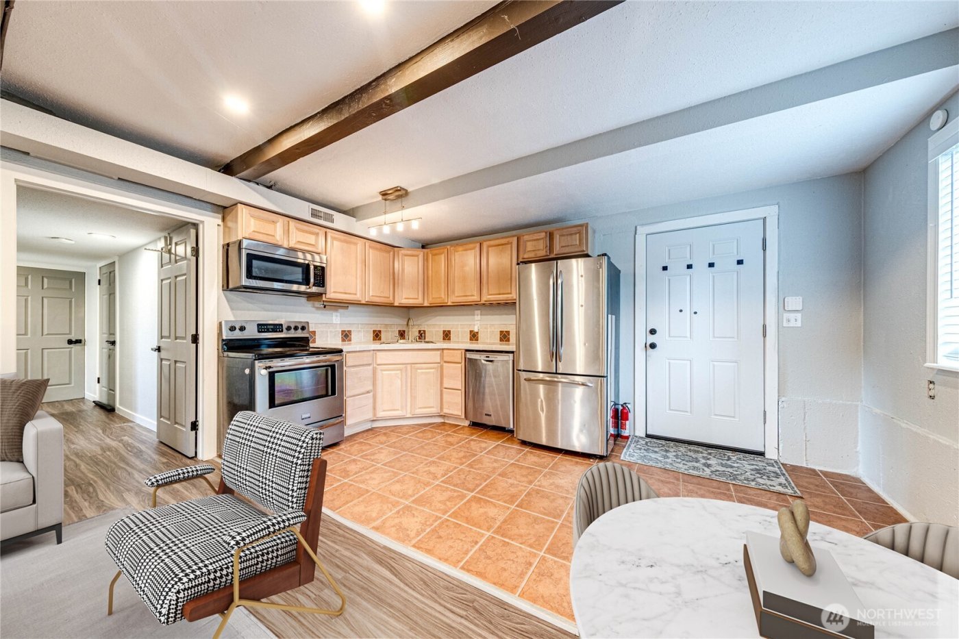 3623 Shelby Road , Lynnwood, WA 98087-5525