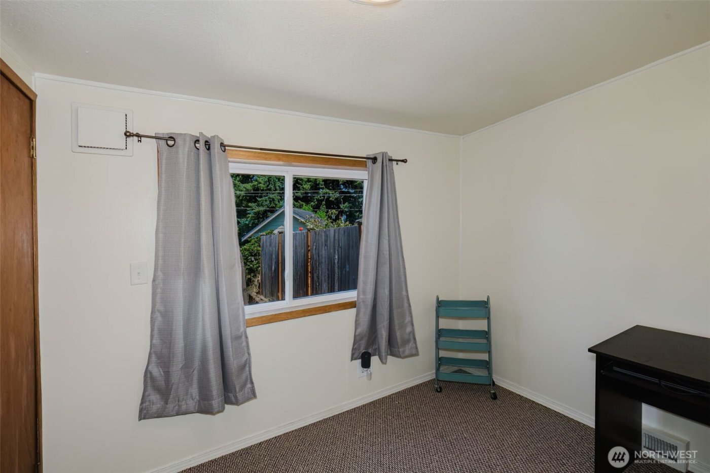143 Dora Avenue , Bremerton, WA 98312