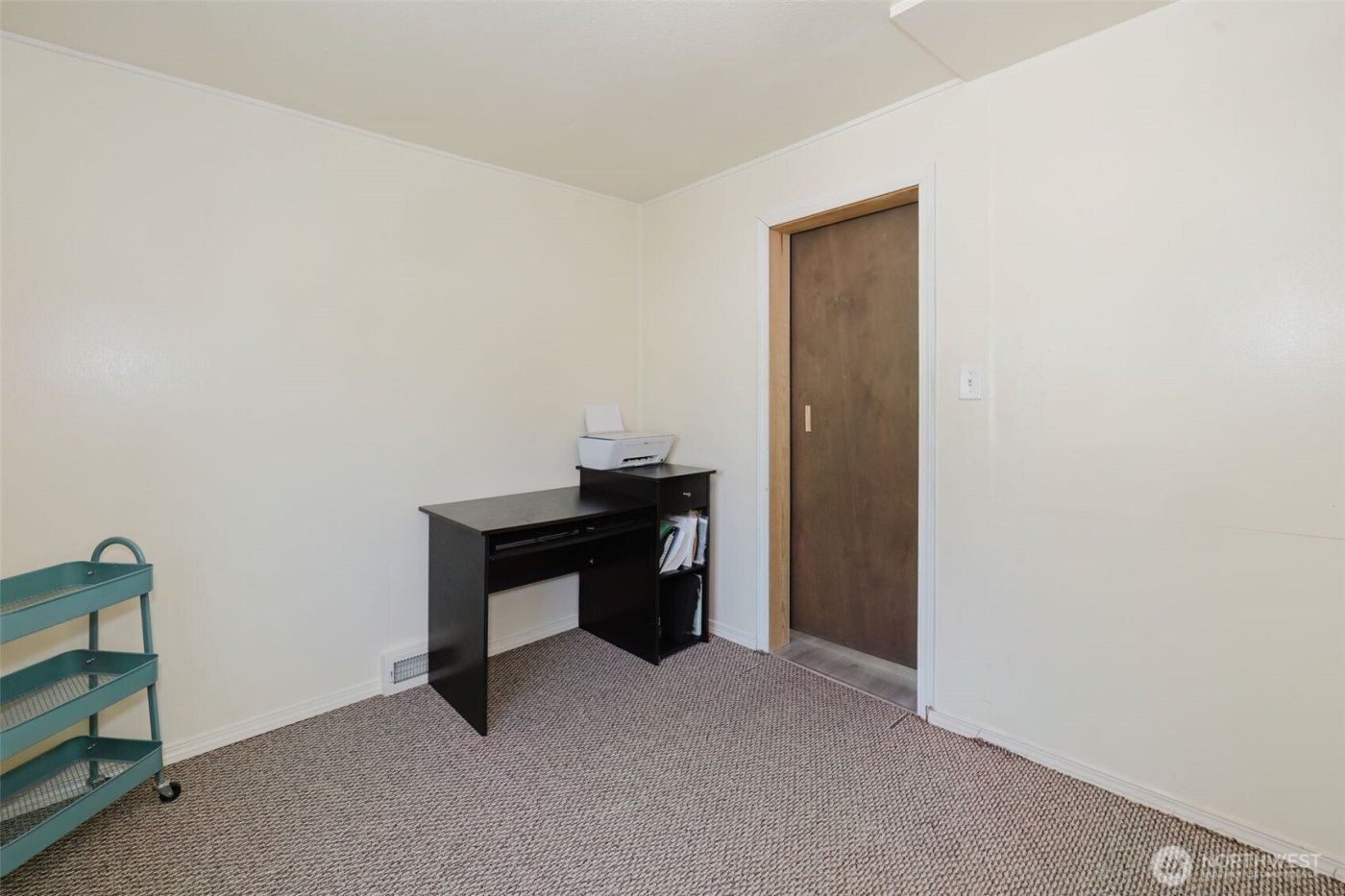 143 Dora Avenue , Bremerton, WA 98312
