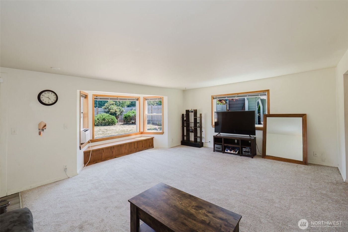 143 Dora Avenue , Bremerton, WA 98312