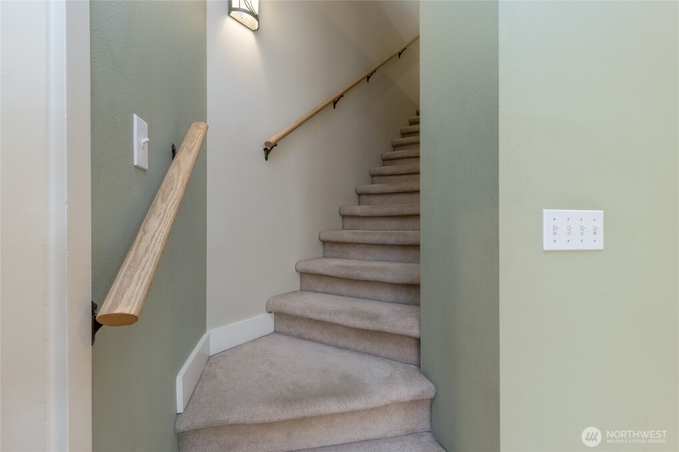 731 SE Swainson Lane , College Place, WA 99324