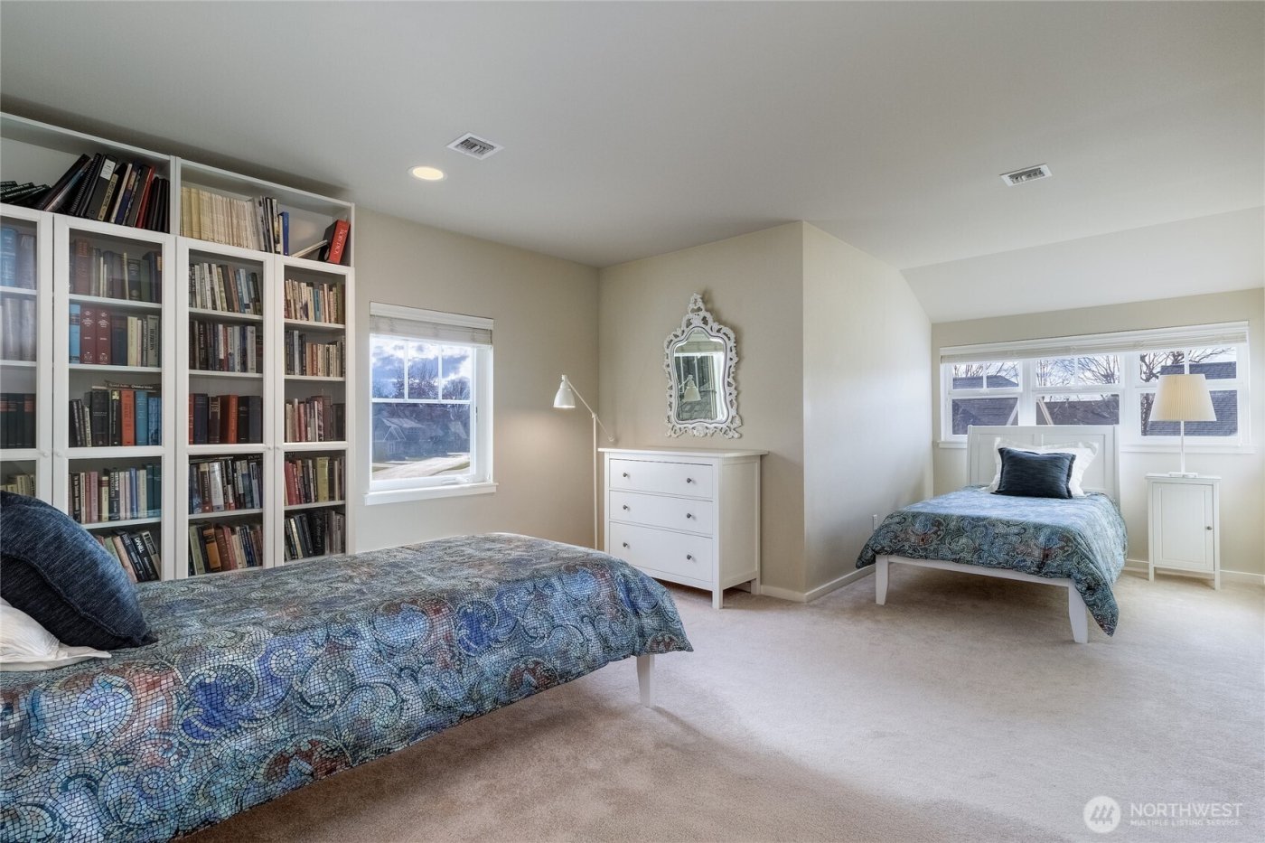 731 SE Swainson Lane , College Place, WA 99324