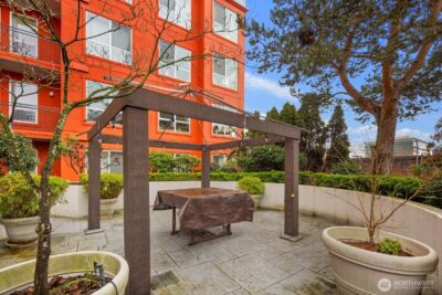 668 S Lane Street #314, Seattle, WA 98104 - Photo 27