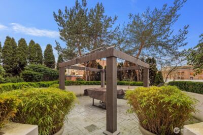 668 S Lane Street #314, Seattle, WA 98104 - Photo 28