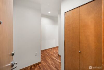 668 S Lane Street #314, Seattle, WA 98104 - Photo 6