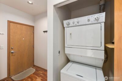 668 S Lane Street #314, Seattle, WA 98104 - Photo 7