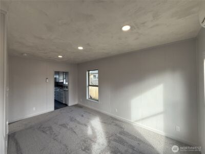 409 E Lopez Avenue , Port Angeles, WA 98362 - Photo 2