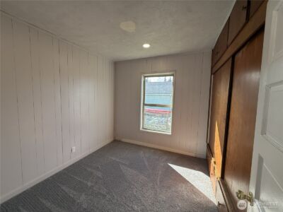 409 E Lopez Avenue , Port Angeles, WA 98362 - Photo 6