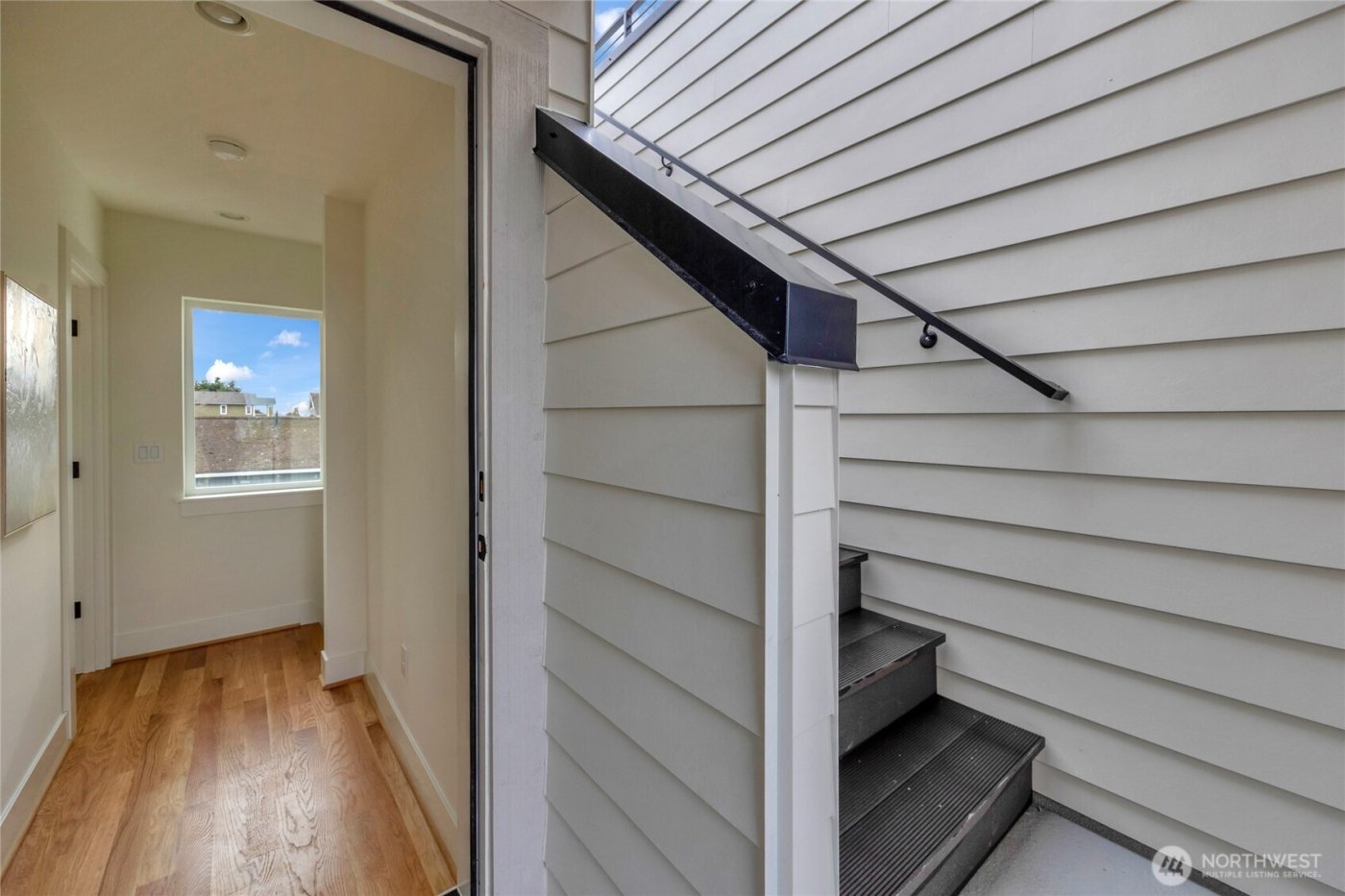 4048 32nd Avenue W #B, Seattle, WA 98199