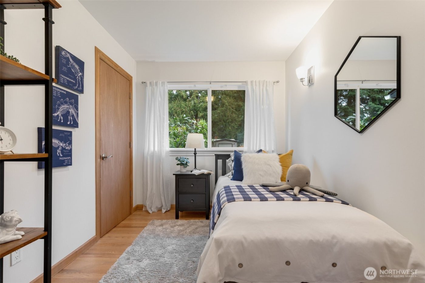 20068 21st Avenue NE, Shoreline, WA 98155