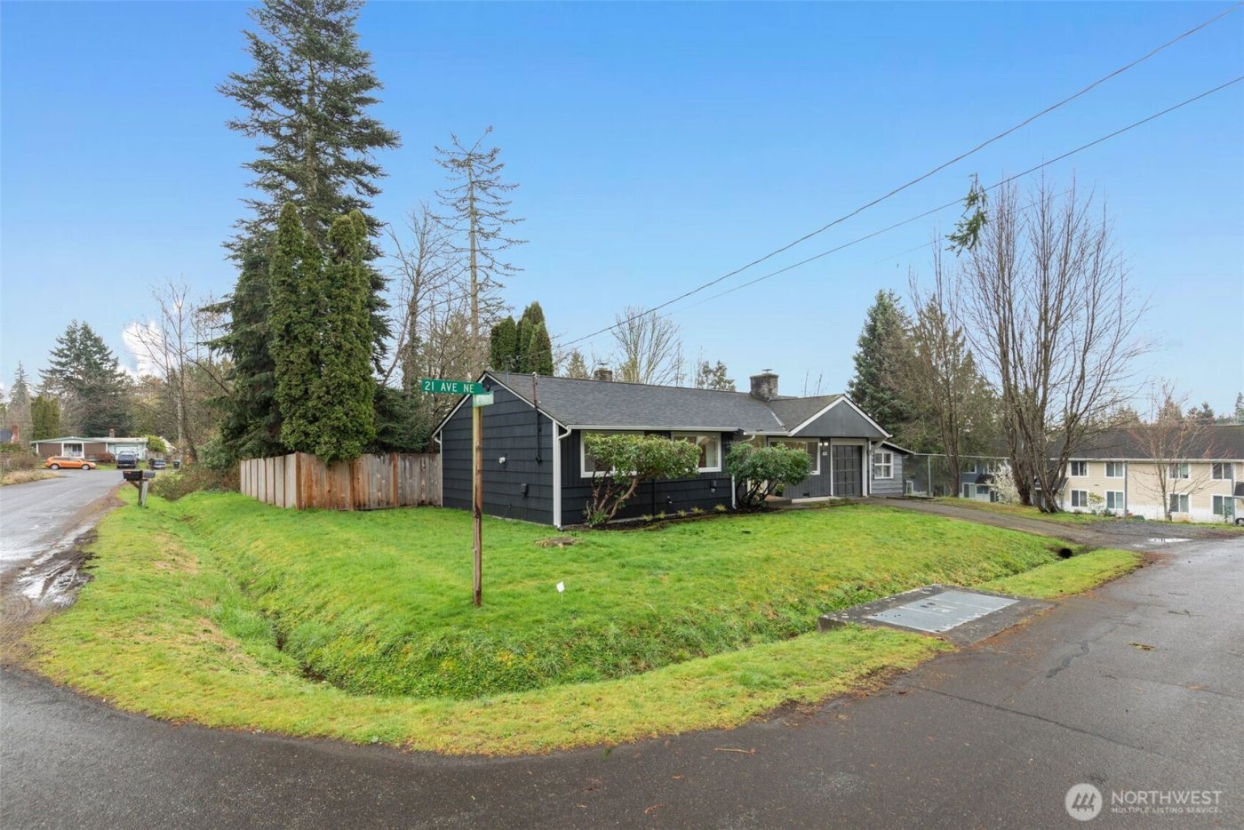 20068 21st Avenue NE, Shoreline, WA 98155