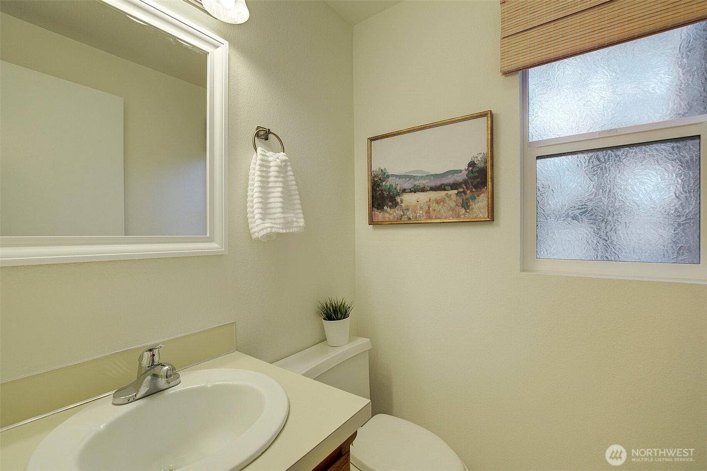 918 N 165th Street #6, Shoreline, WA 98133