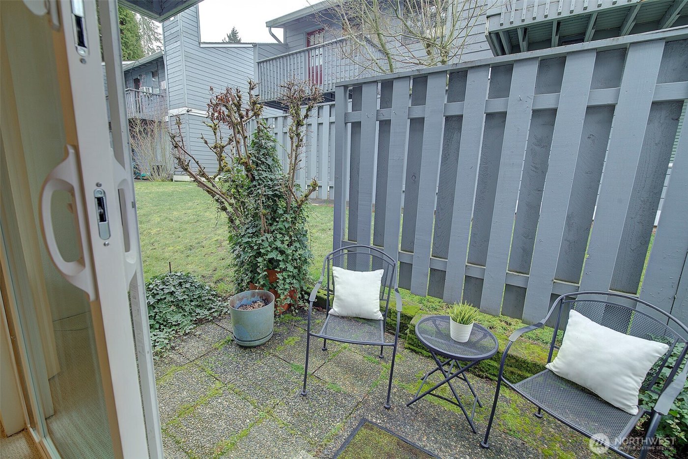 918 N 165th Street #6, Shoreline, WA 98133