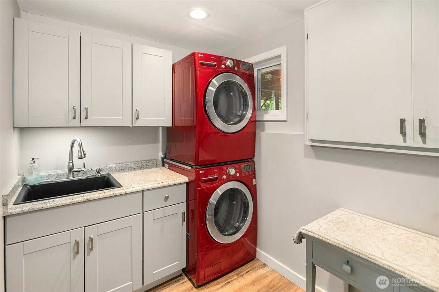 15828 25th Avenue SW, Burien, WA 98166