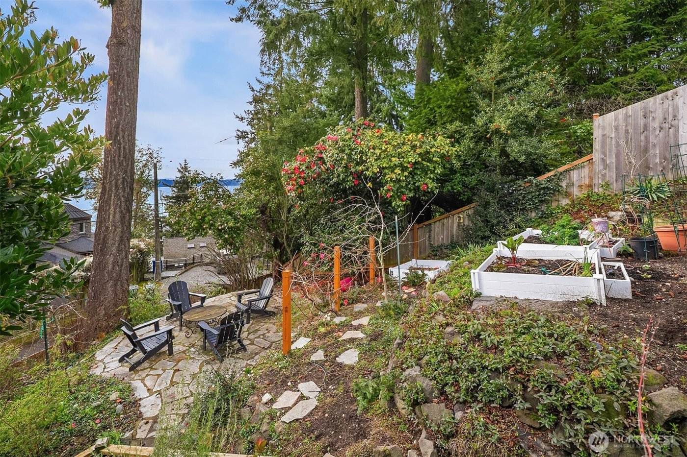 15828 25th Avenue SW, Burien, WA 98166