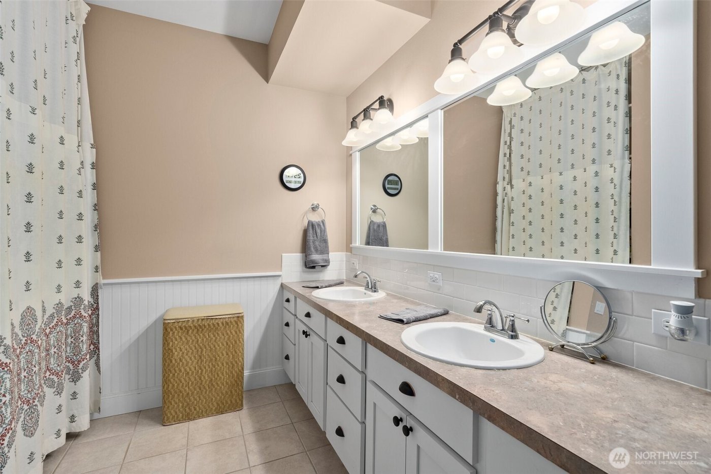 6205 139th Lane SW, Rochester, WA 98579