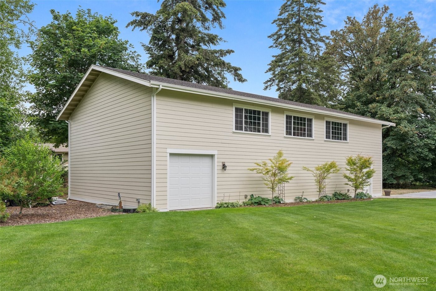 6205 139th Lane SW, Rochester, WA 98579