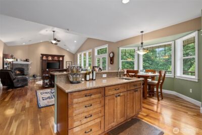 6205 139th Lane SW, Rochester, WA 98579 - Photo 8