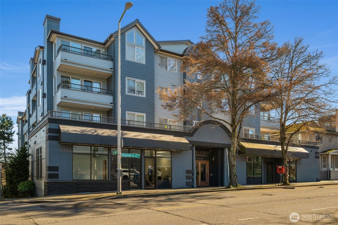 9222 Roosevelt Way NE #A, Seattle, WA 98115