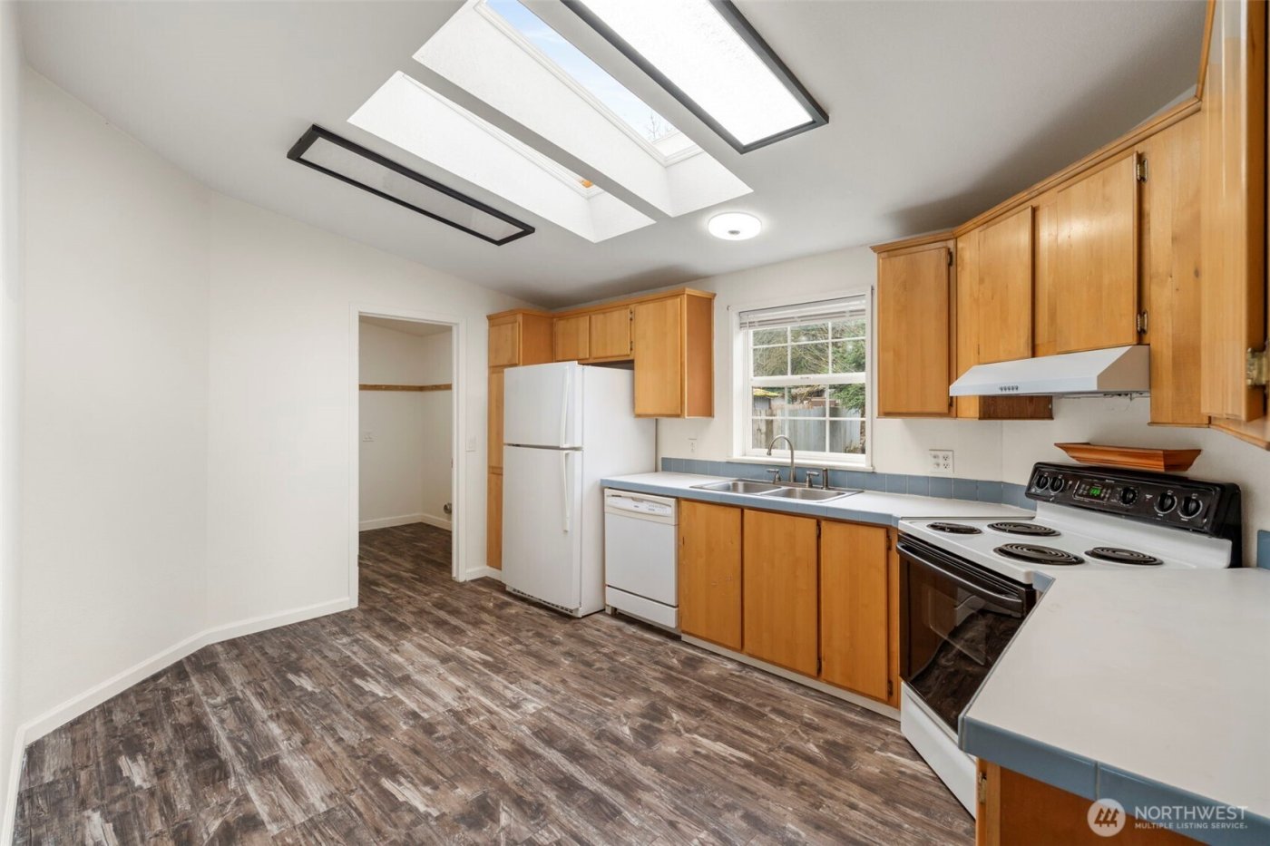 102 Tory Lynn Drive , Winlock, WA 98596