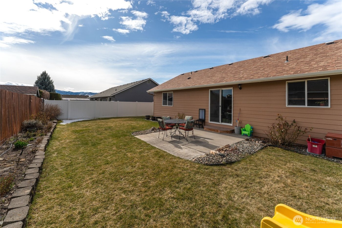 1315 Tractor Loop , East Wenatchee, WA 98802