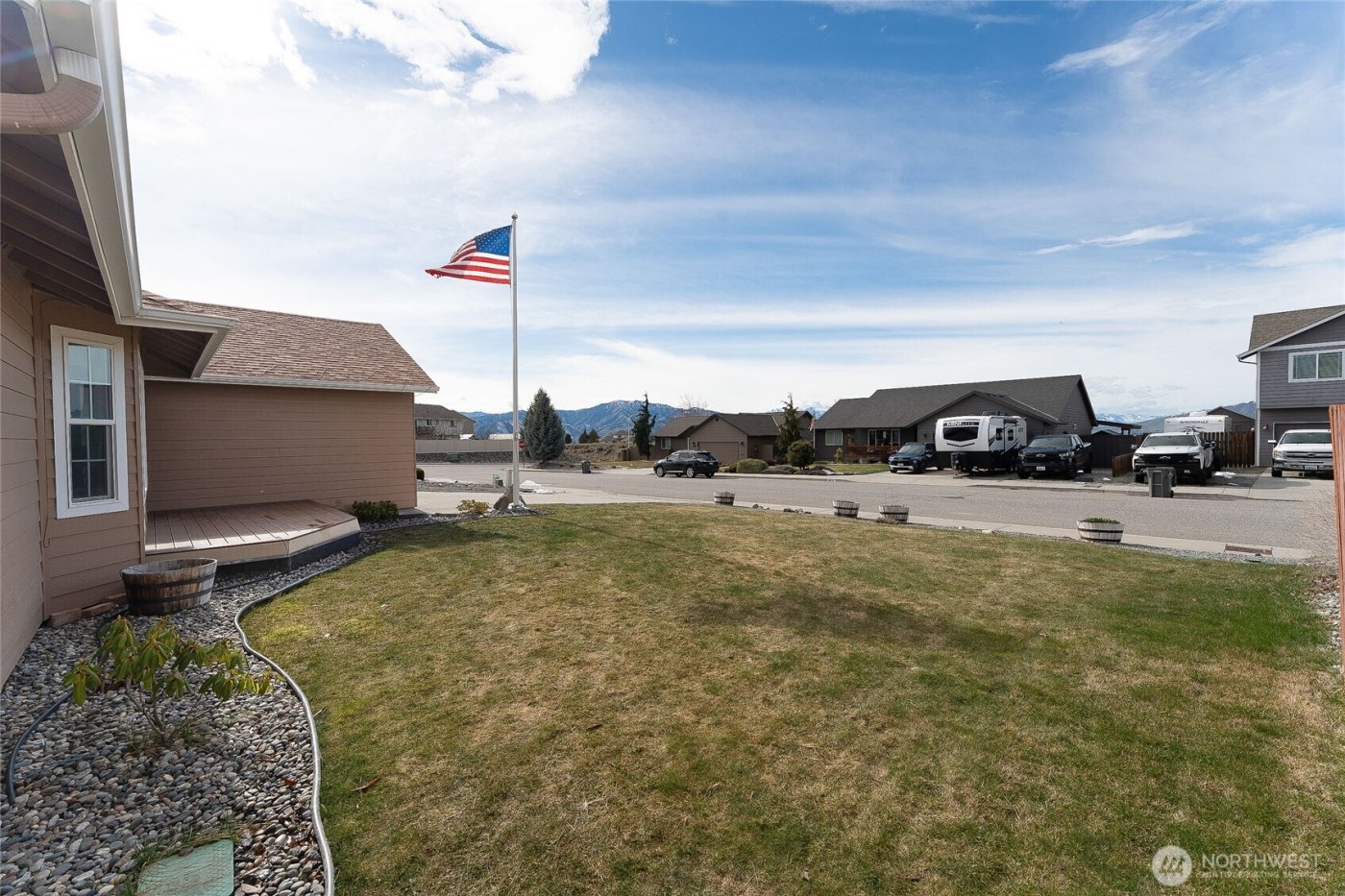 1315 Tractor Loop , East Wenatchee, WA 98802
