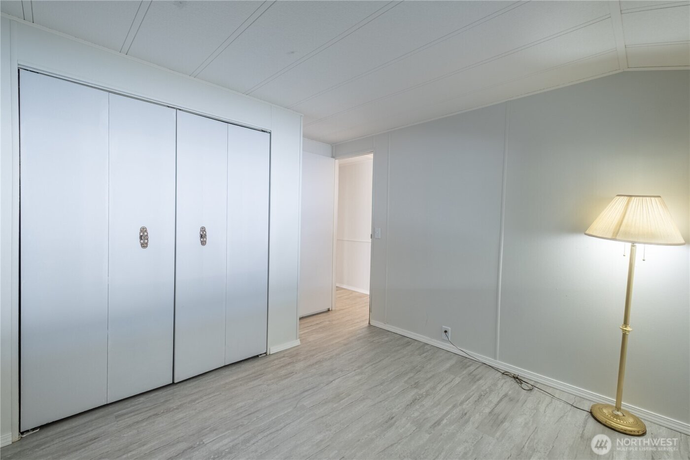 225 NE Ernst #50, Oak Harbor, WA 98277